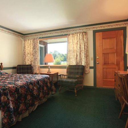 Ladd Brook Inn Pownal Kültér fotó